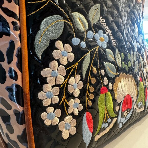 Consuela Ezzy Classic Tote - Picture 5 of 10